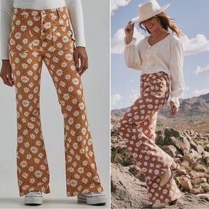 Wrangler Floral Women's Flare Pants